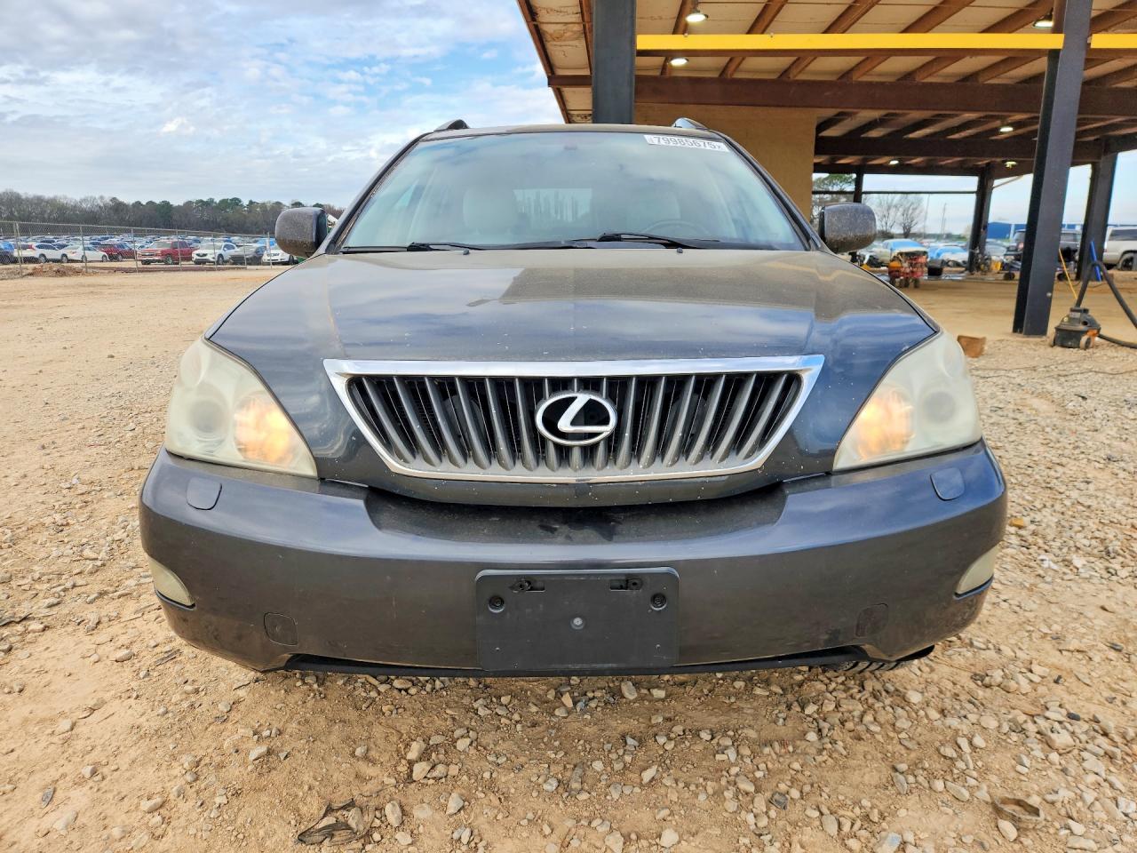 Lexus RX Base