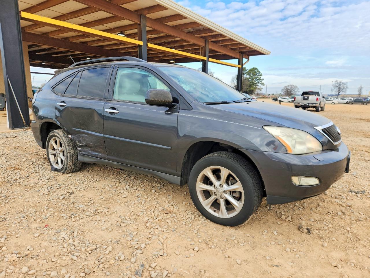 Lexus RX Base