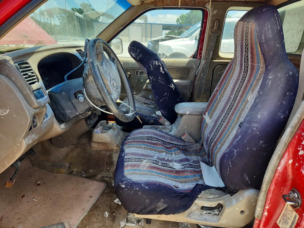 Nissan Frontier Xe