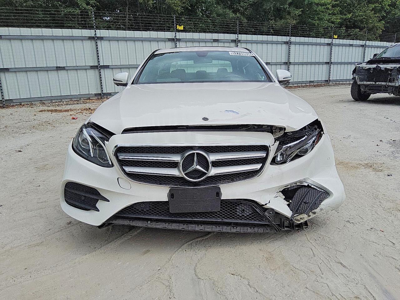 Mercedes-Benz E-Class 350 4matic