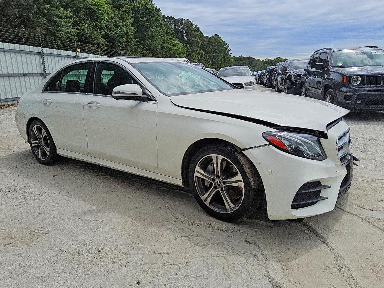 Mercedes-Benz E-Class 350 4matic