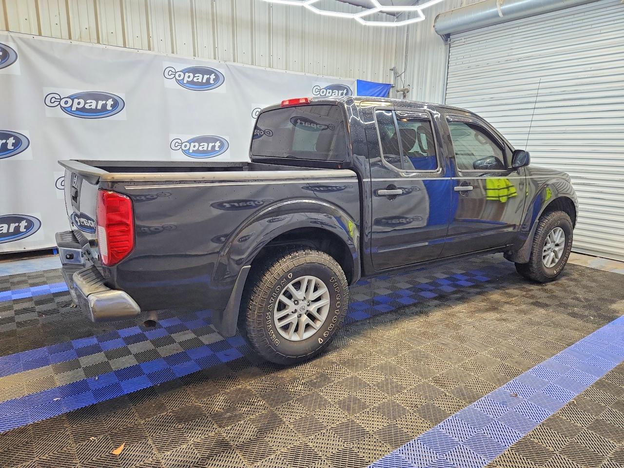 Nissan Frontier Sv