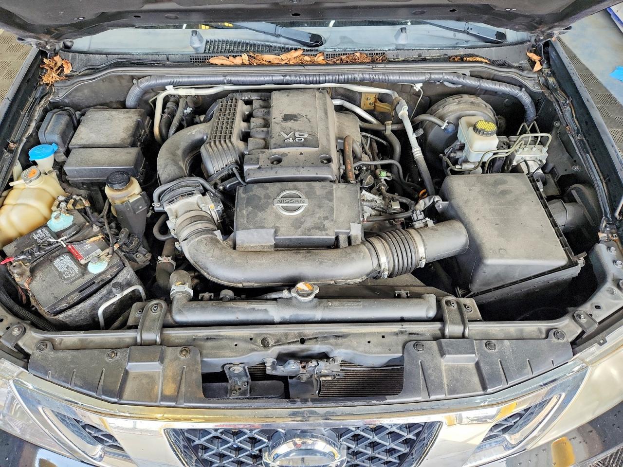 Nissan Frontier Sv
