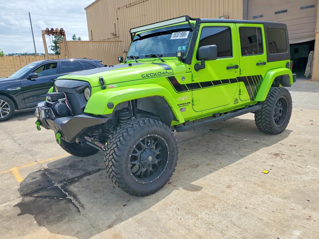 Salvage Jeep Wrangler Image