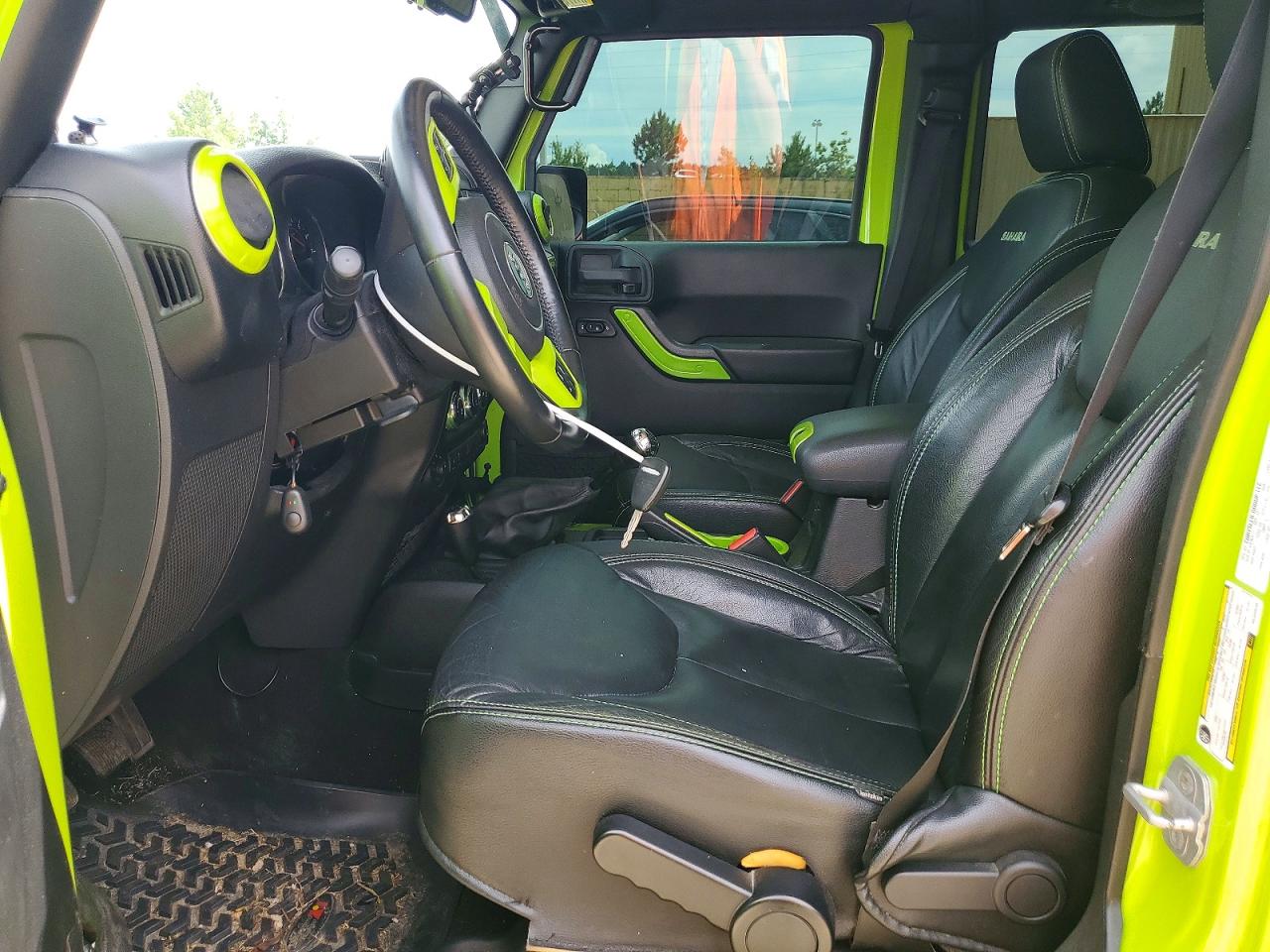 Jeep Wrangler Sahara