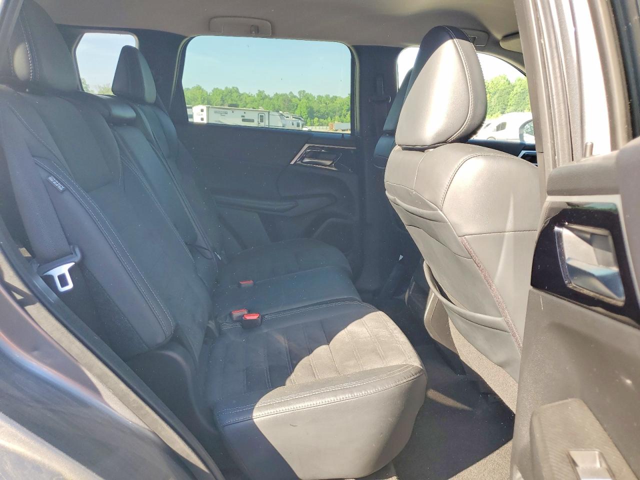 Mitsubishi Outlander Se