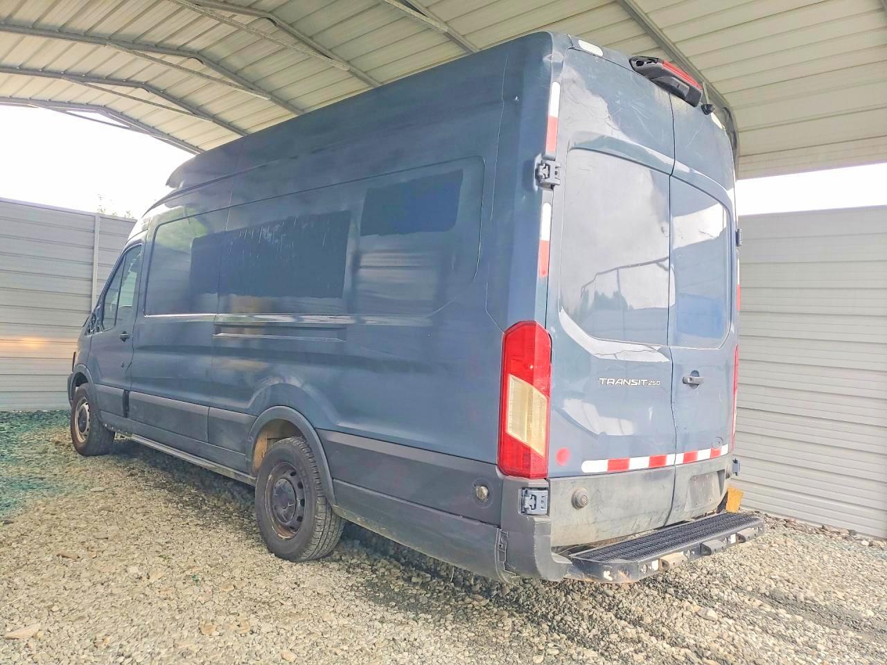Ford Transit T-250