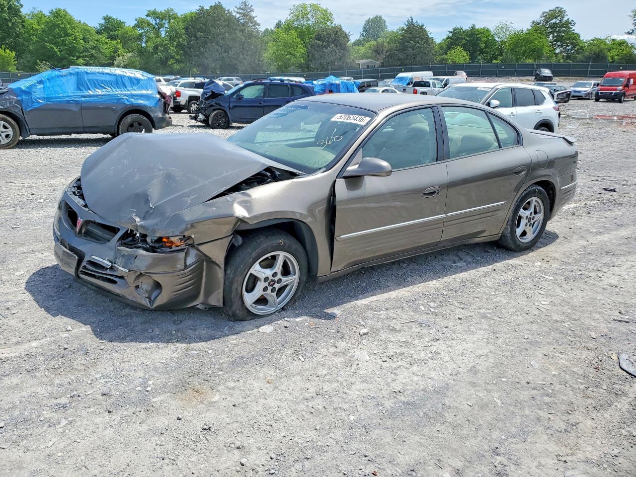 Salvage Pontiac Bonneville Image