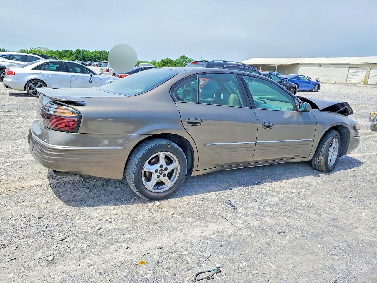 Pontiac Bonneville Se
