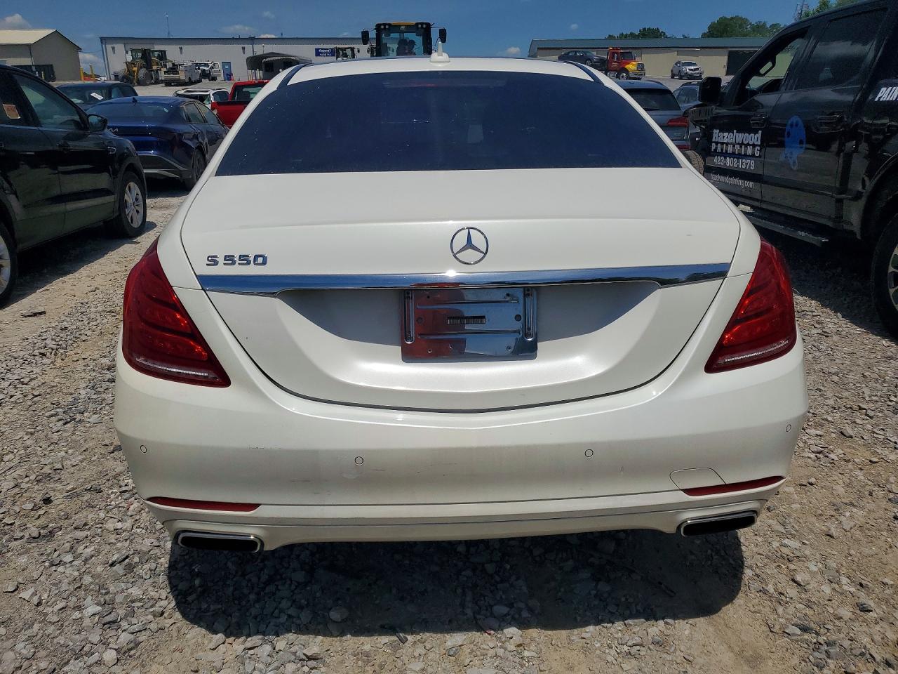 Mercedes-Benz S-Class 550
