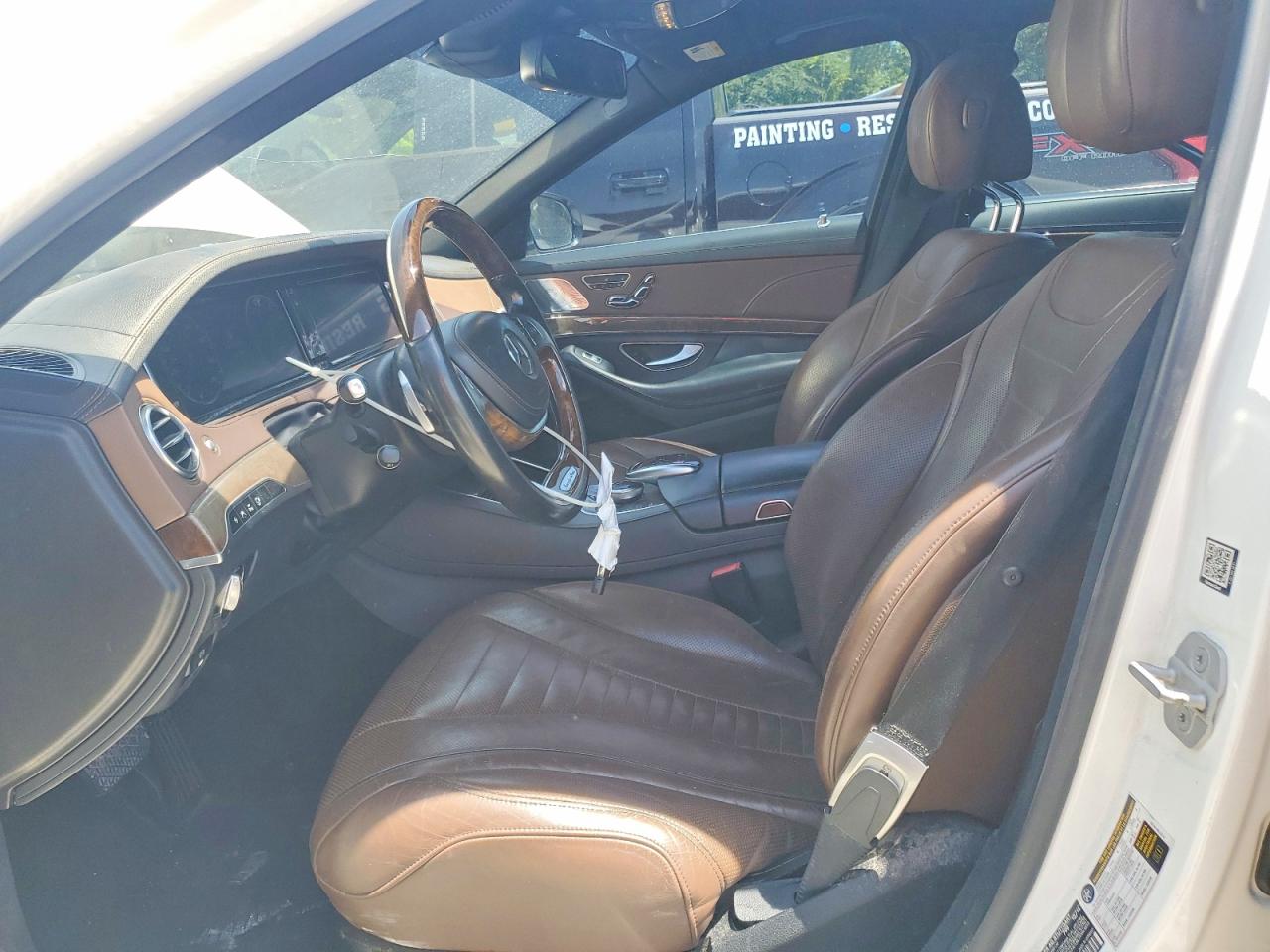 Mercedes-Benz S-Class 550