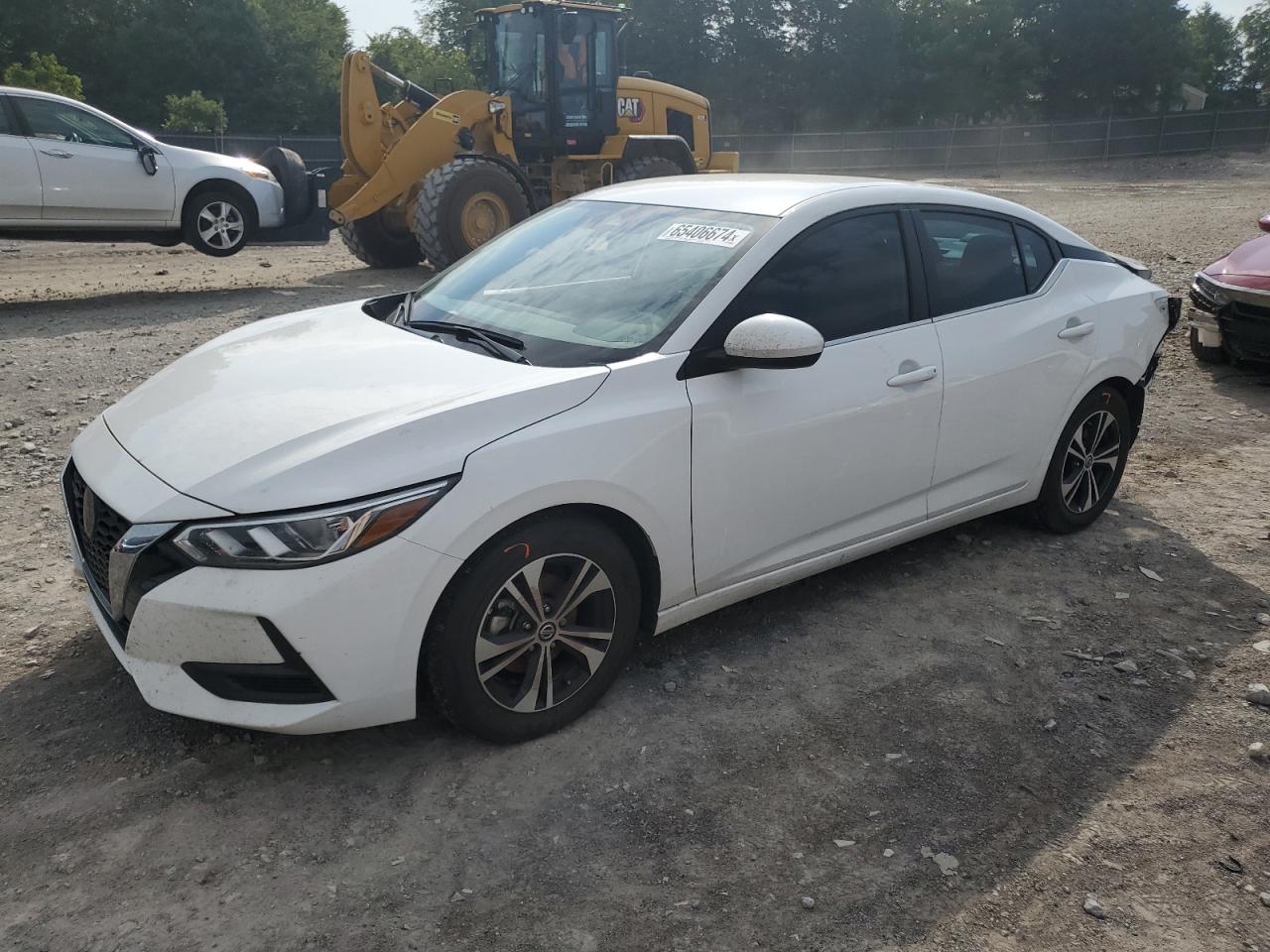 Salvage Nissan Sentra Image