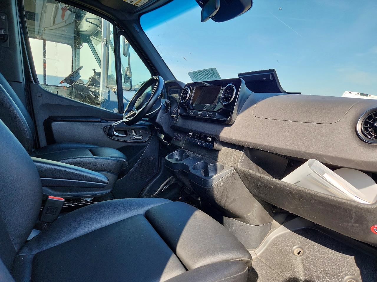 Mercedes-Benz Sprinter 2500