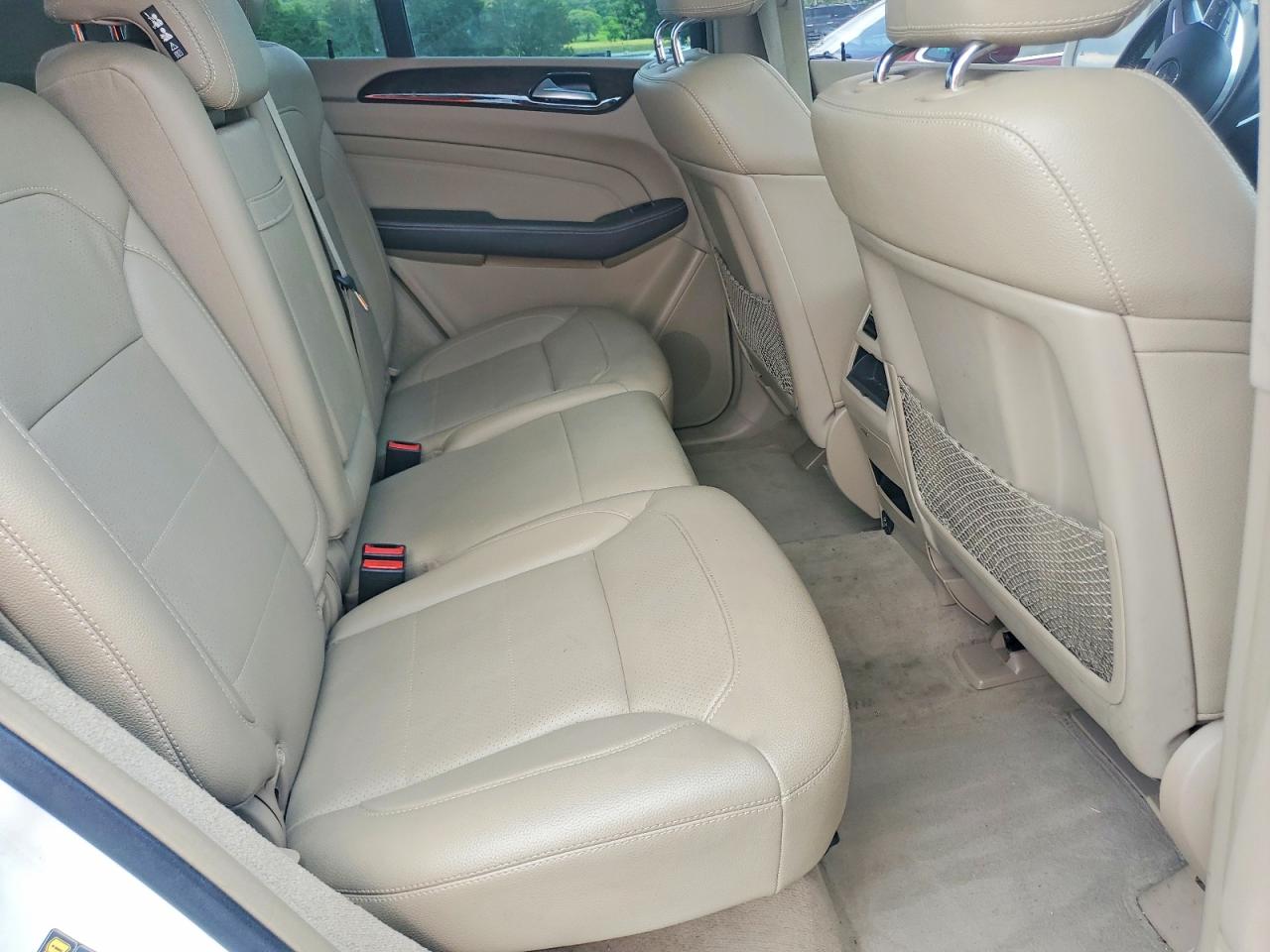 Mercedes-Benz M-Class 350 Bluetec