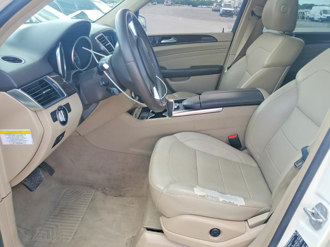 Mercedes-Benz M-Class 350 Bluetec