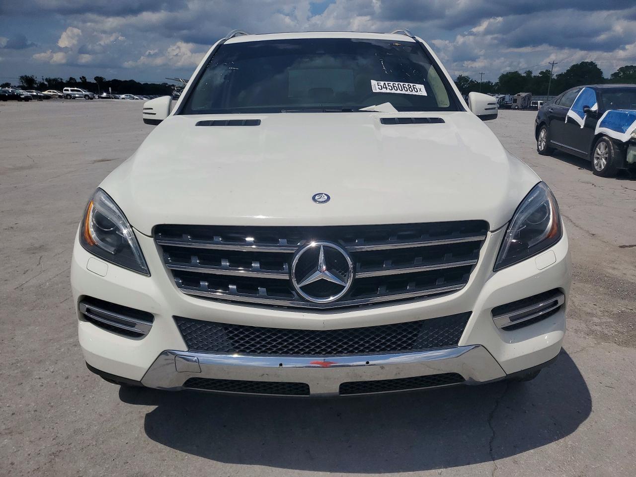 Mercedes-Benz M-Class 350 Bluetec