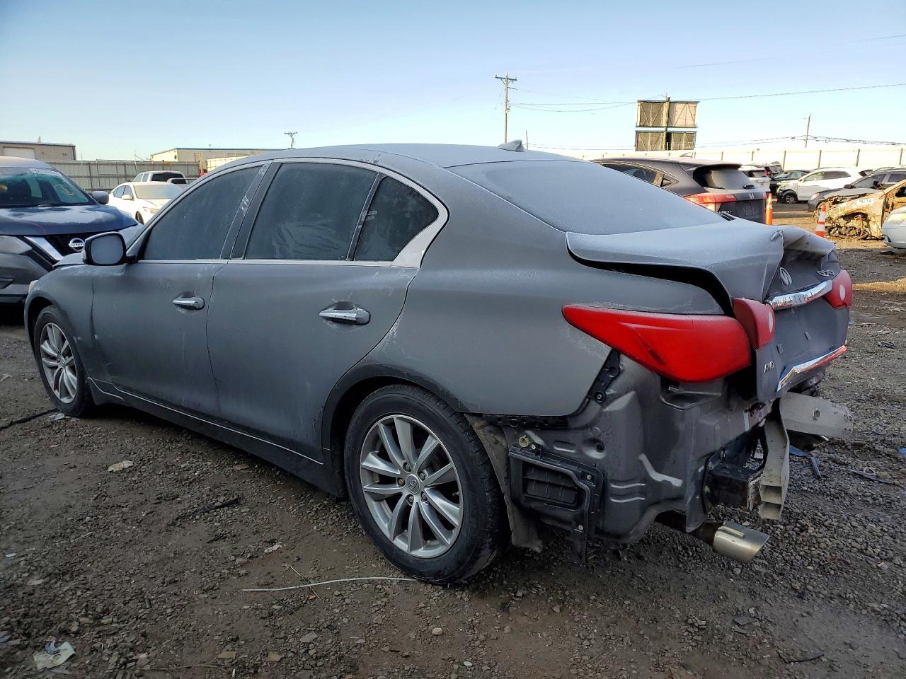 INFINITI Q50 Base