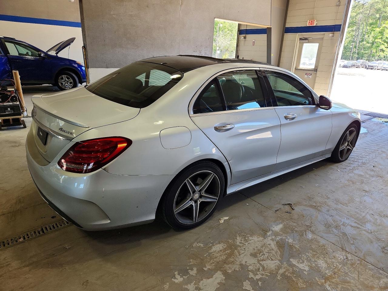 Mercedes-Benz C-Class 300 4matic