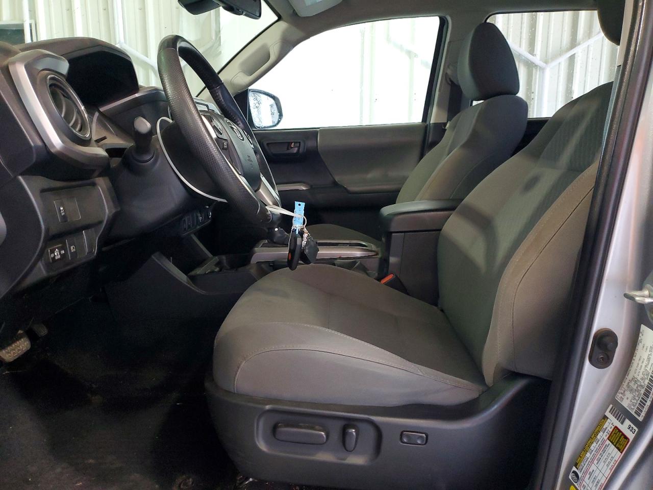 Toyota Tacoma Sr5 V6