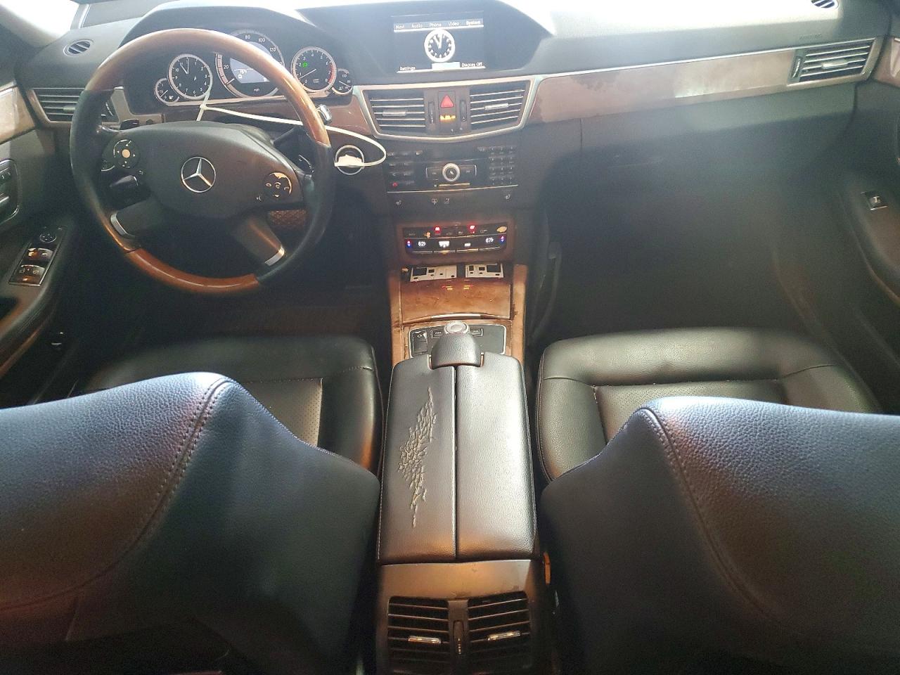 Mercedes-Benz E-Class 350