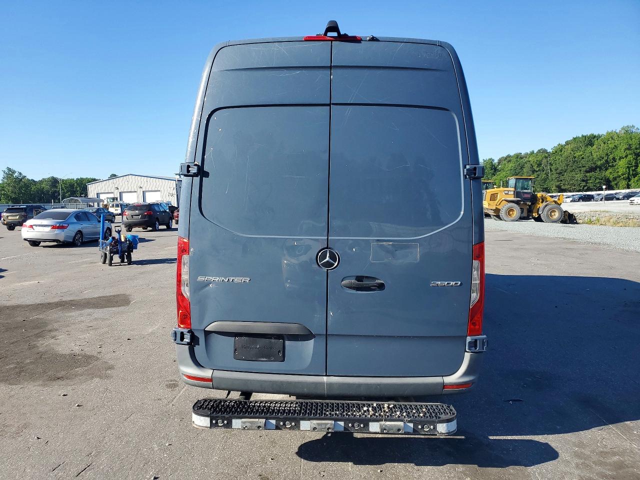 Mercedes-Benz Sprinter 2500