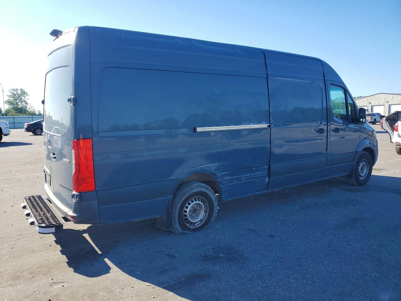 Mercedes-Benz Sprinter 2500