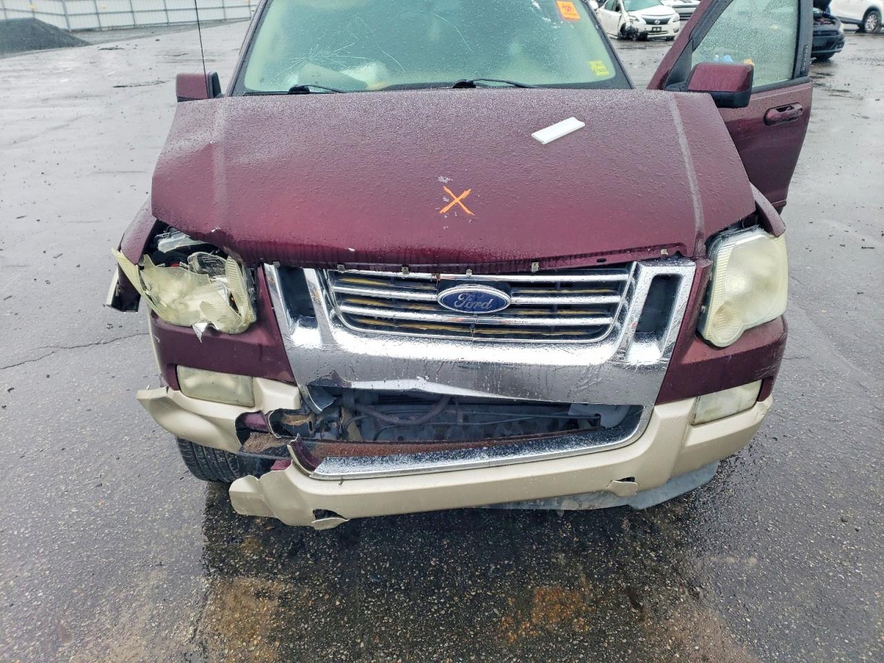 Ford Explorer Eddie Bauer