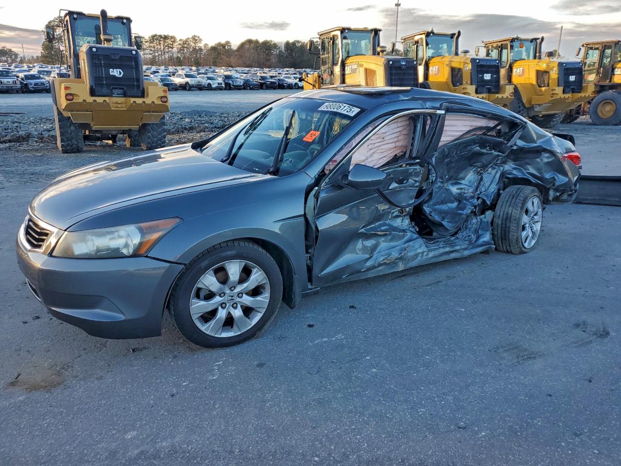 Salvage Honda Accord Image