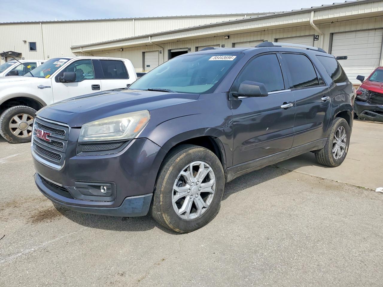 Salvage GMC Acadia Image