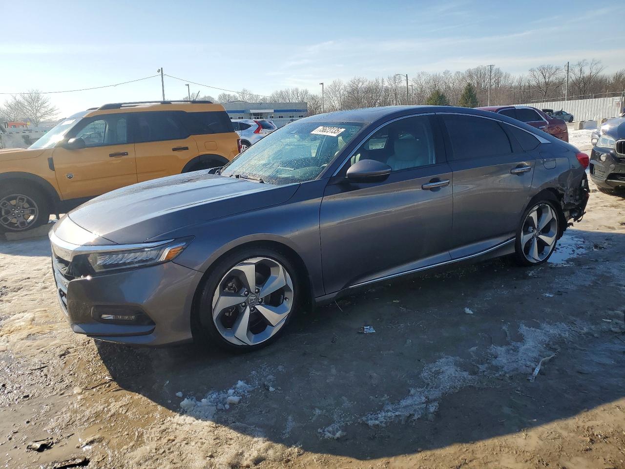 Salvage Honda Accord Image
