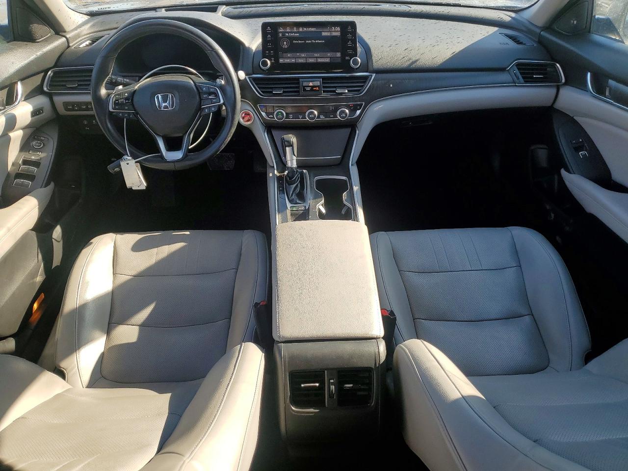 Honda Accord Touring