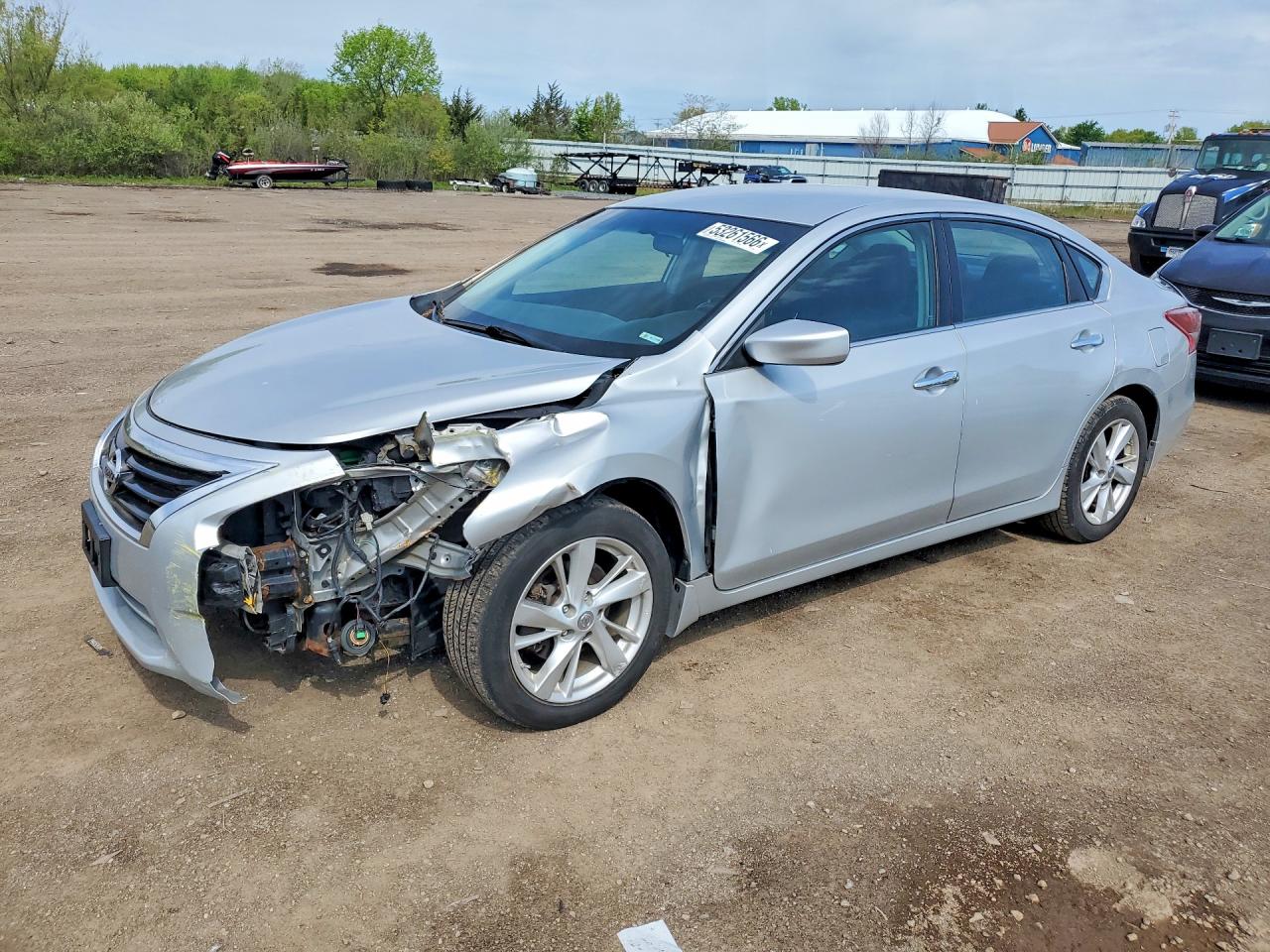 Salvage Nissan Altima Image