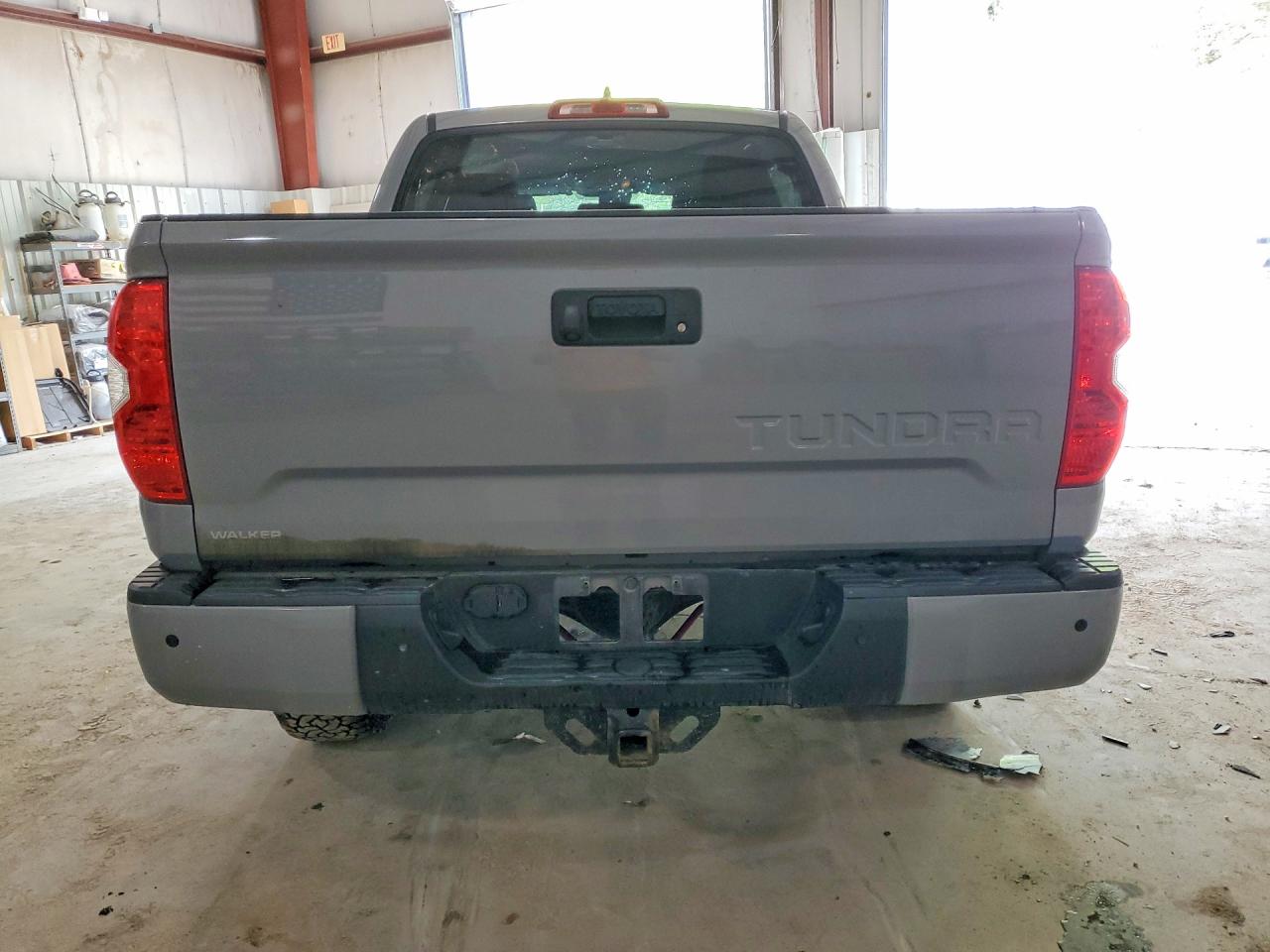 Toyota Tundra Sr5