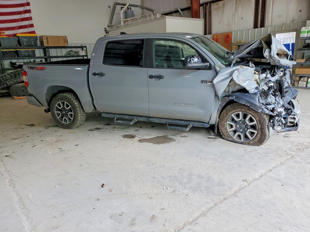 Toyota Tundra Sr5