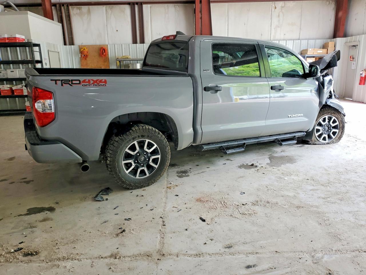 Toyota Tundra Sr5