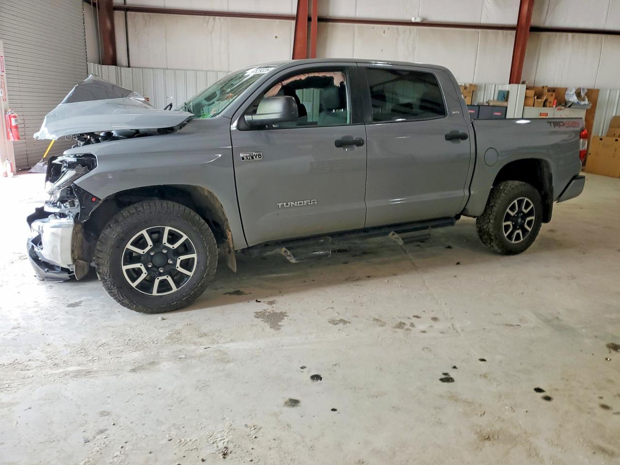 Salvage Toyota Tundra Image