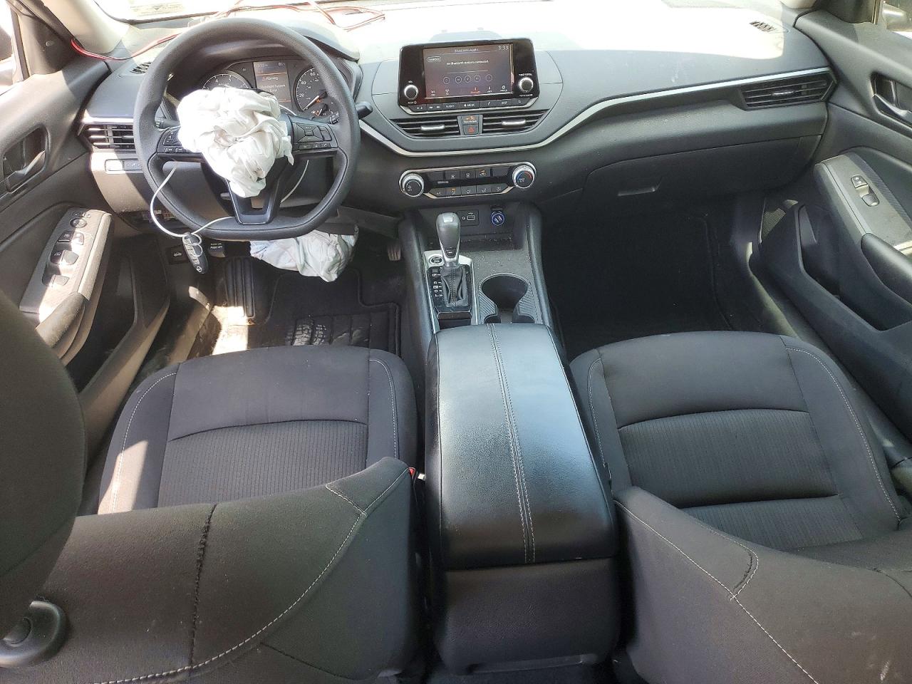 Nissan Altima S