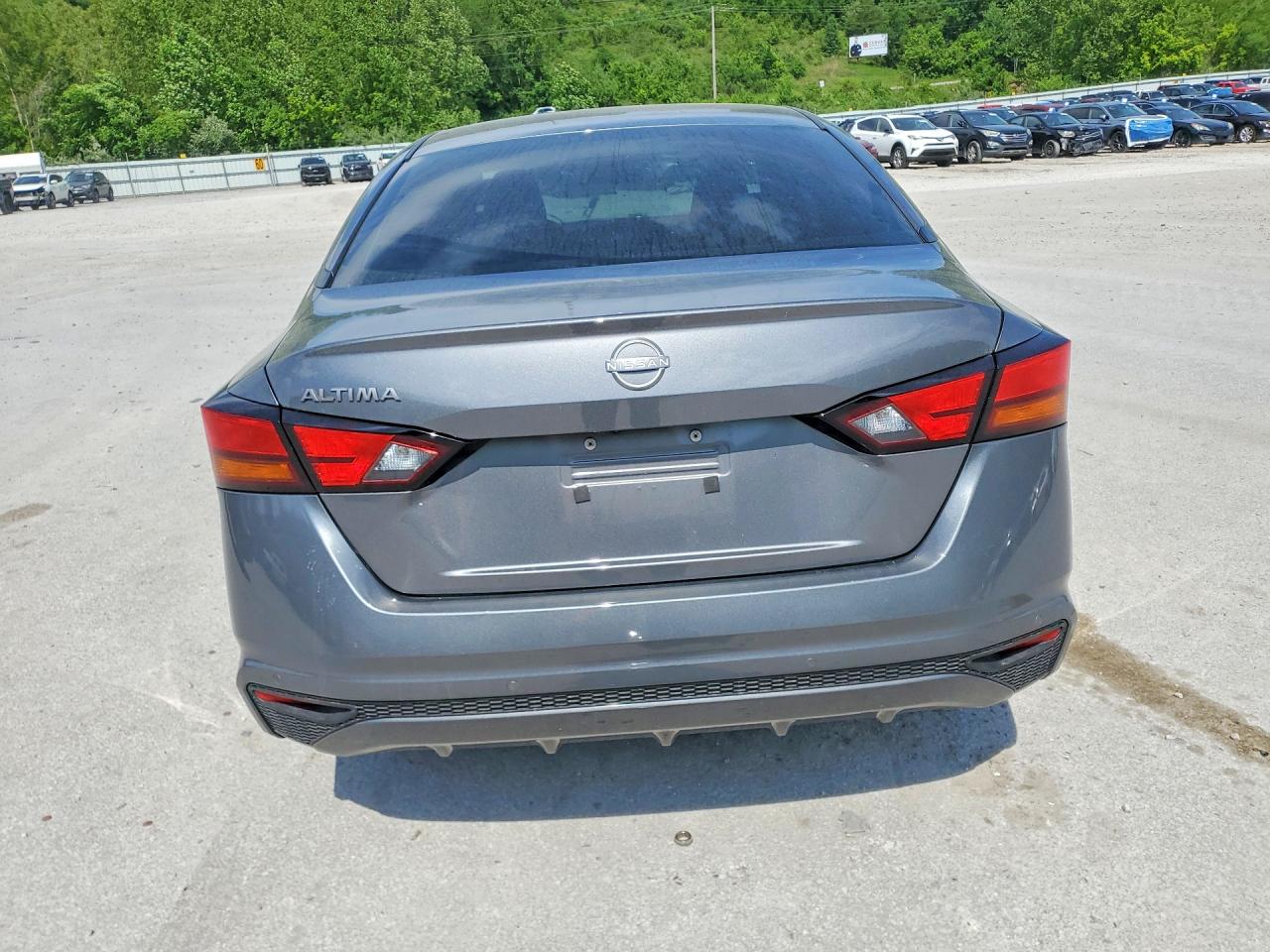 Nissan Altima S