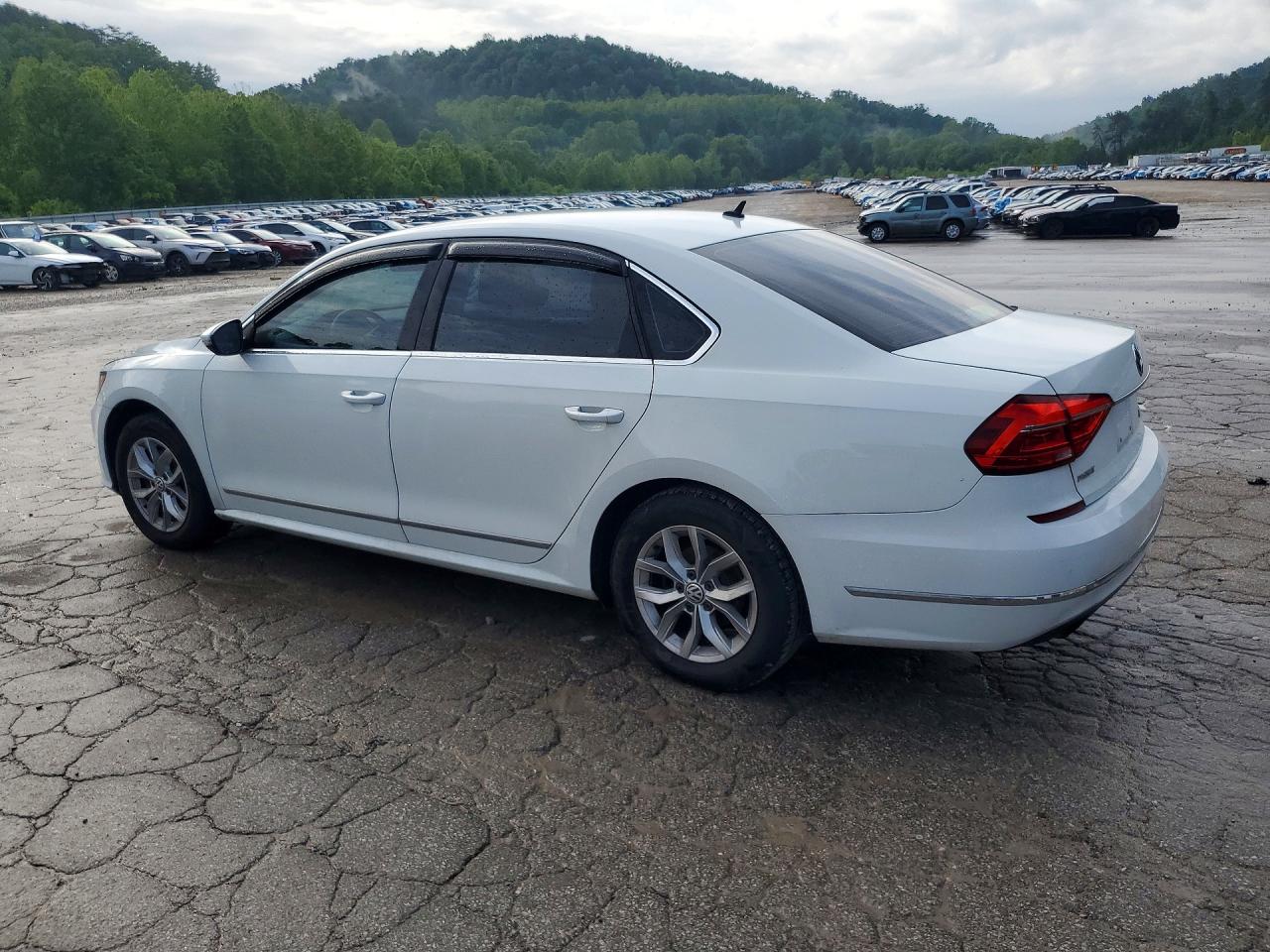 Volkswagen Passat S