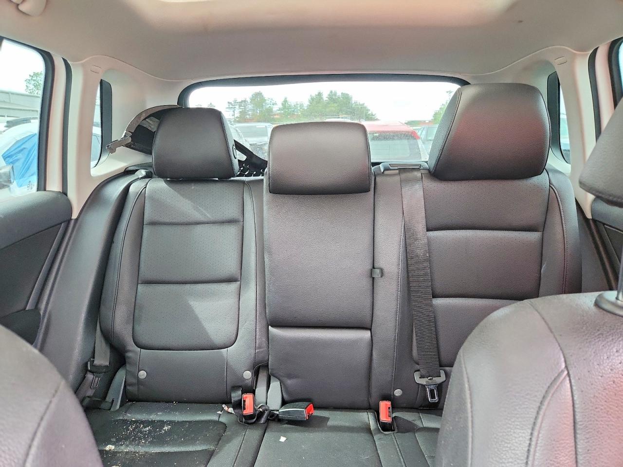 Volkswagen Tiguan S