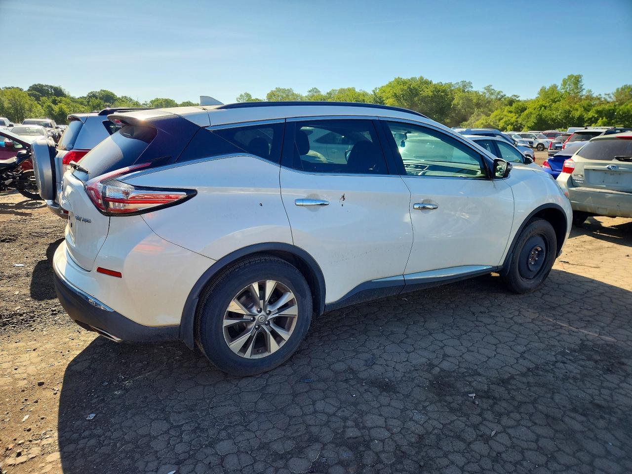 Nissan Murano Sv