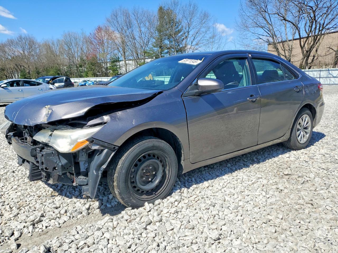 Salvage Toyota Camry Image
