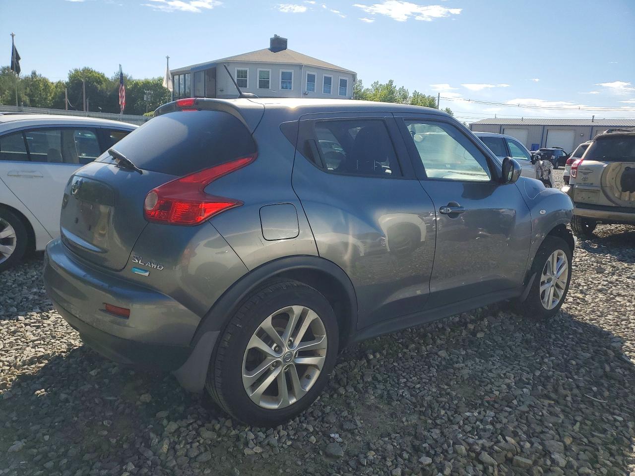 Nissan JUKE S