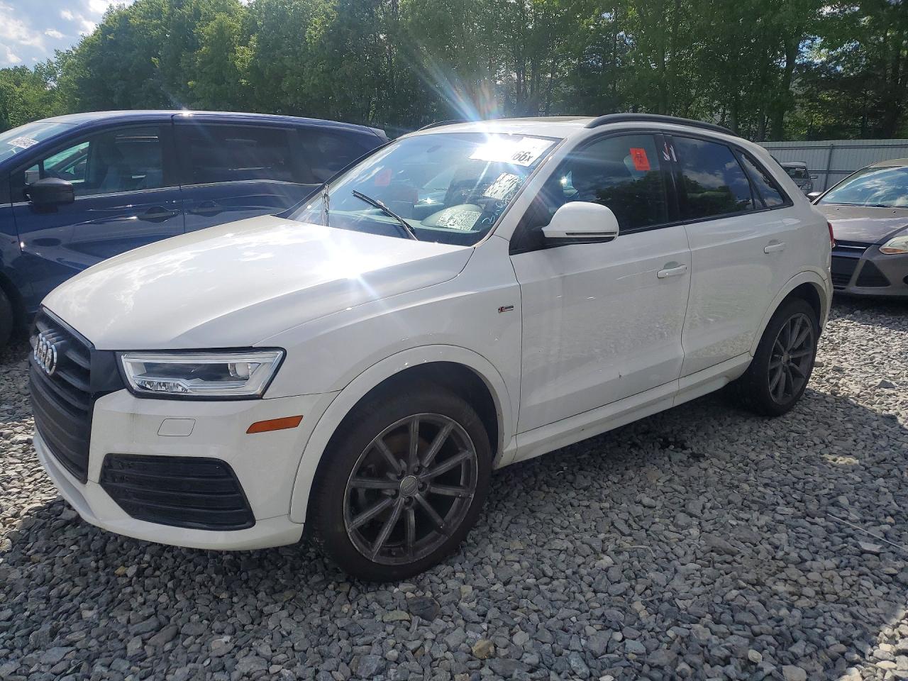 Salvage Audi Q3 Image