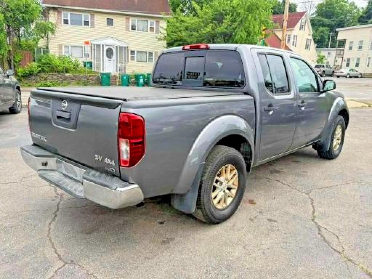 Nissan Frontier Sv