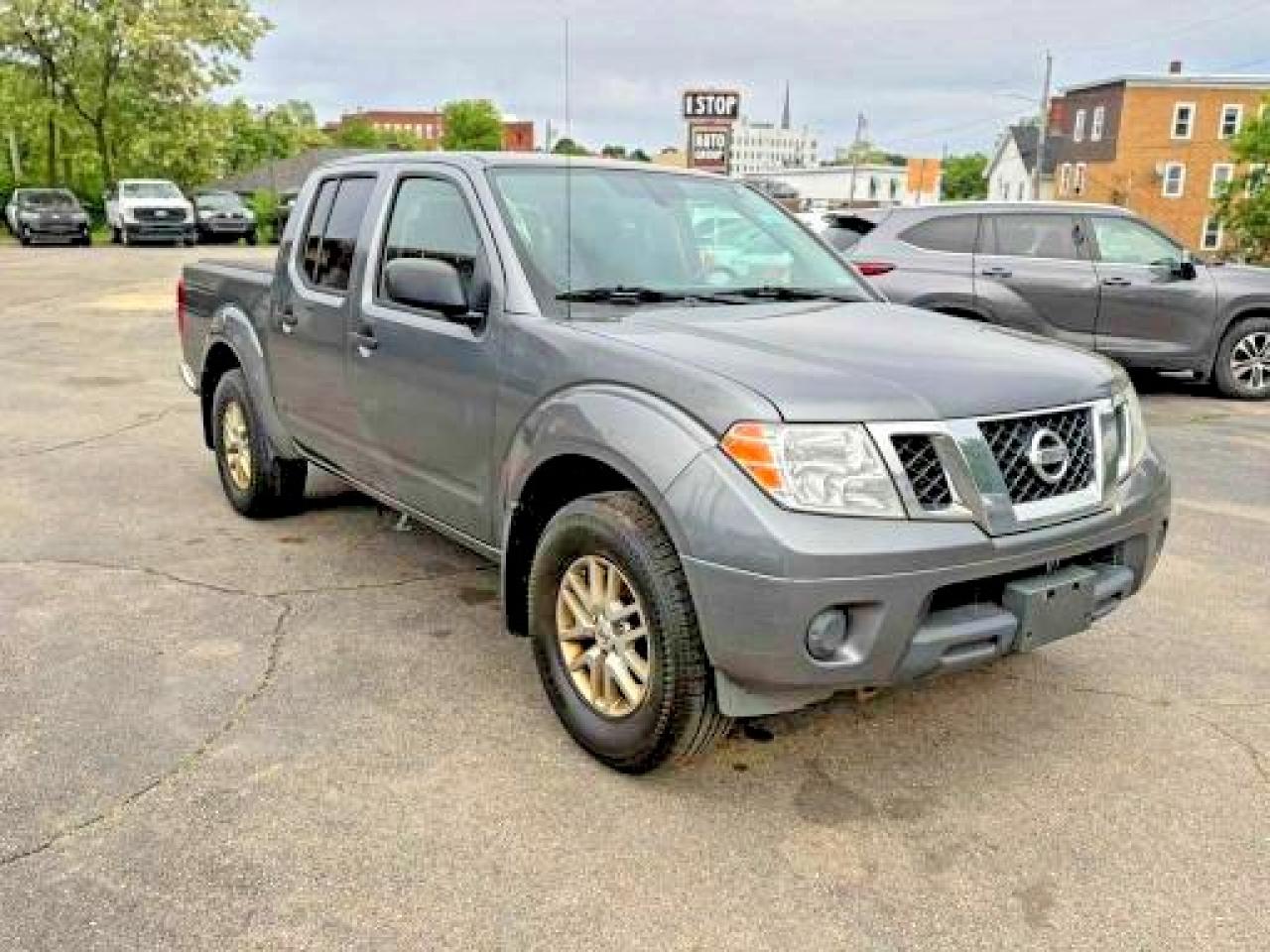 Nissan Frontier Sv