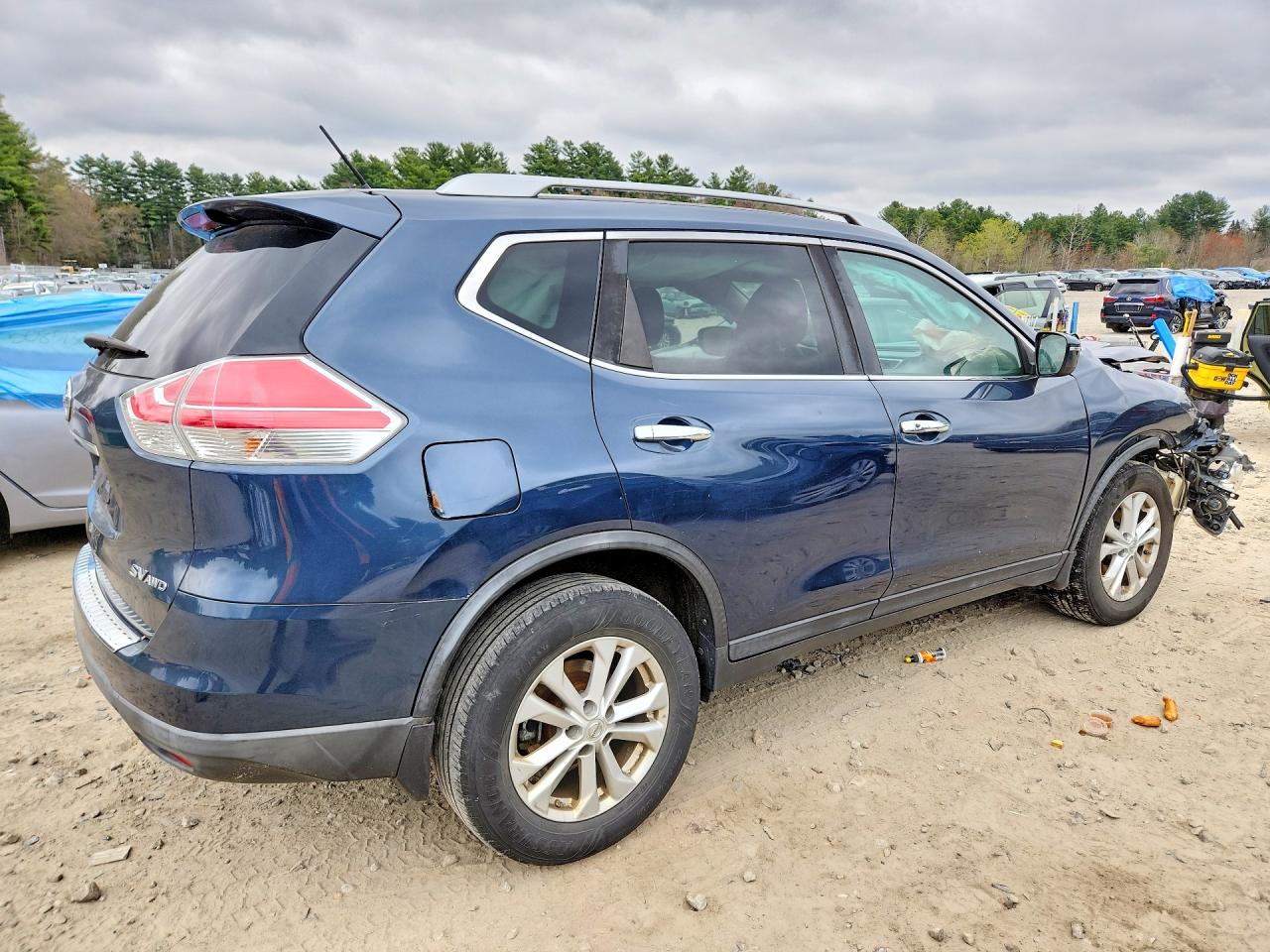 Nissan Rogue Sv