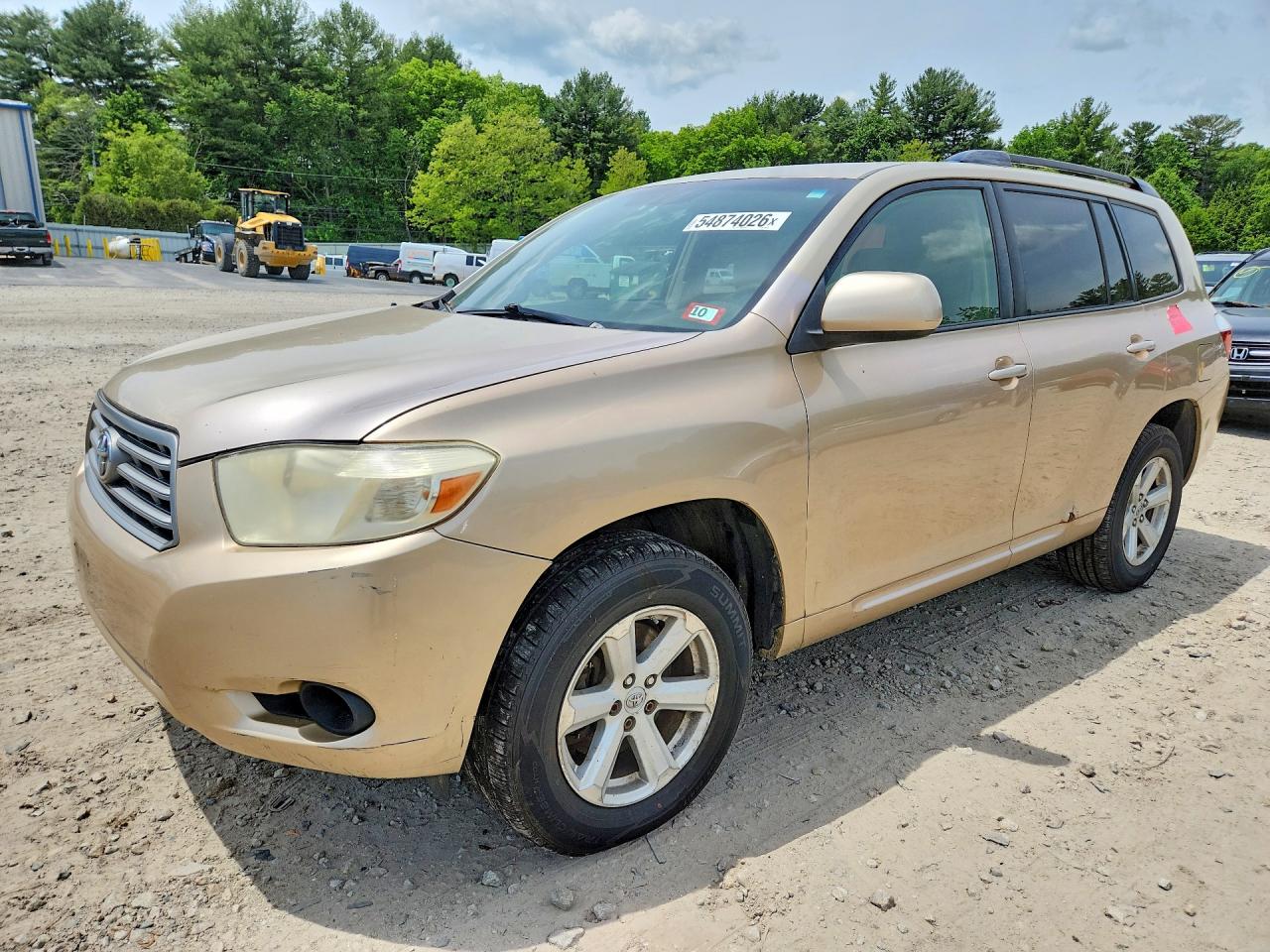 Salvage Toyota Highlander Image