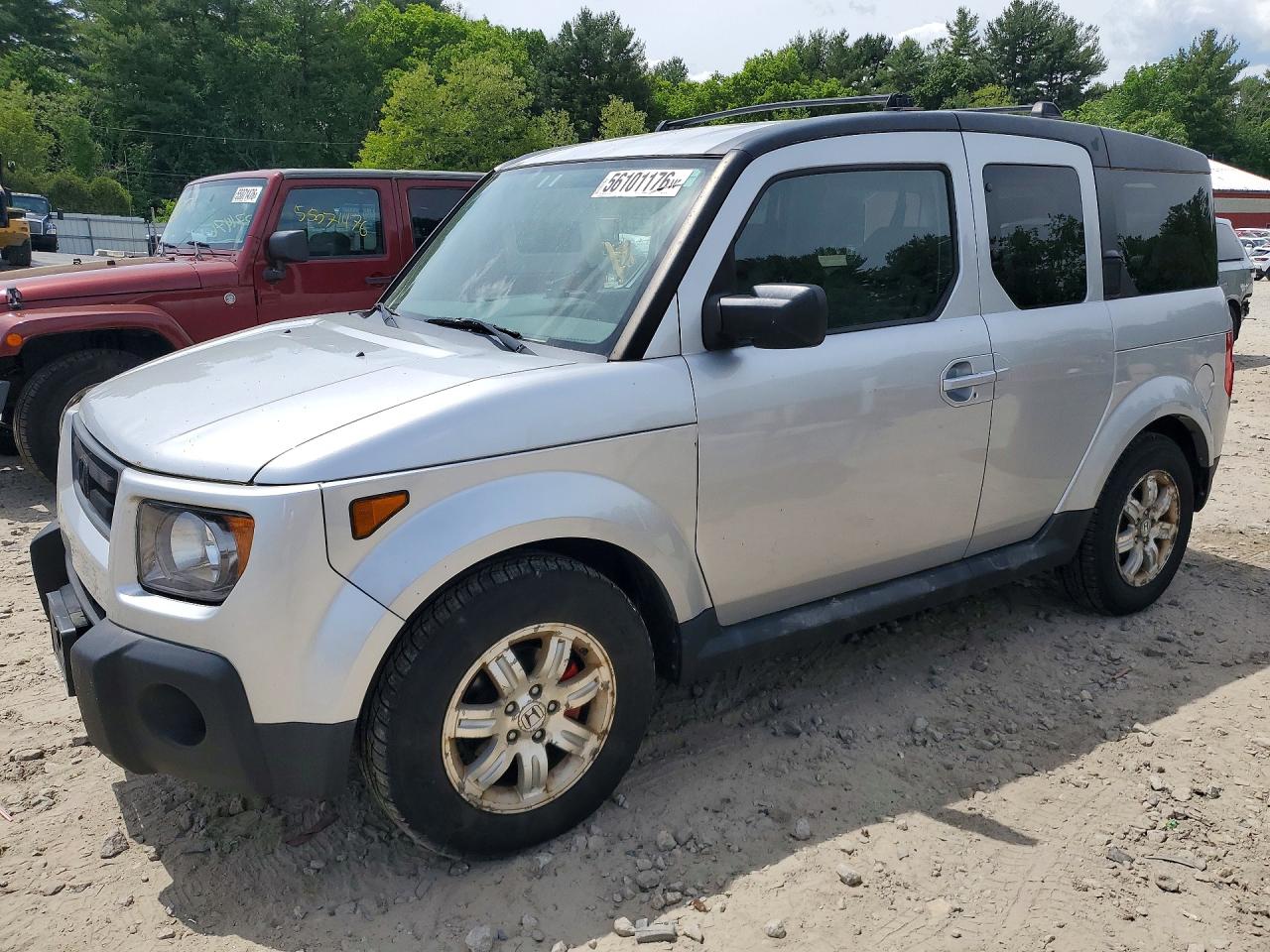 Salvage Honda Element Image