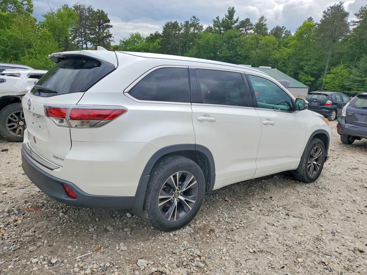 Toyota Highlander Xle